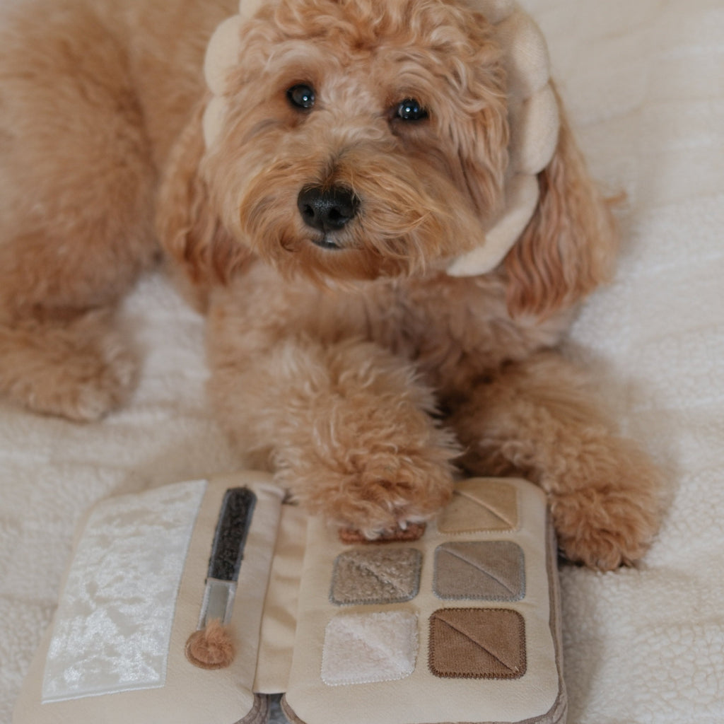 EYESHADOW PALETTE