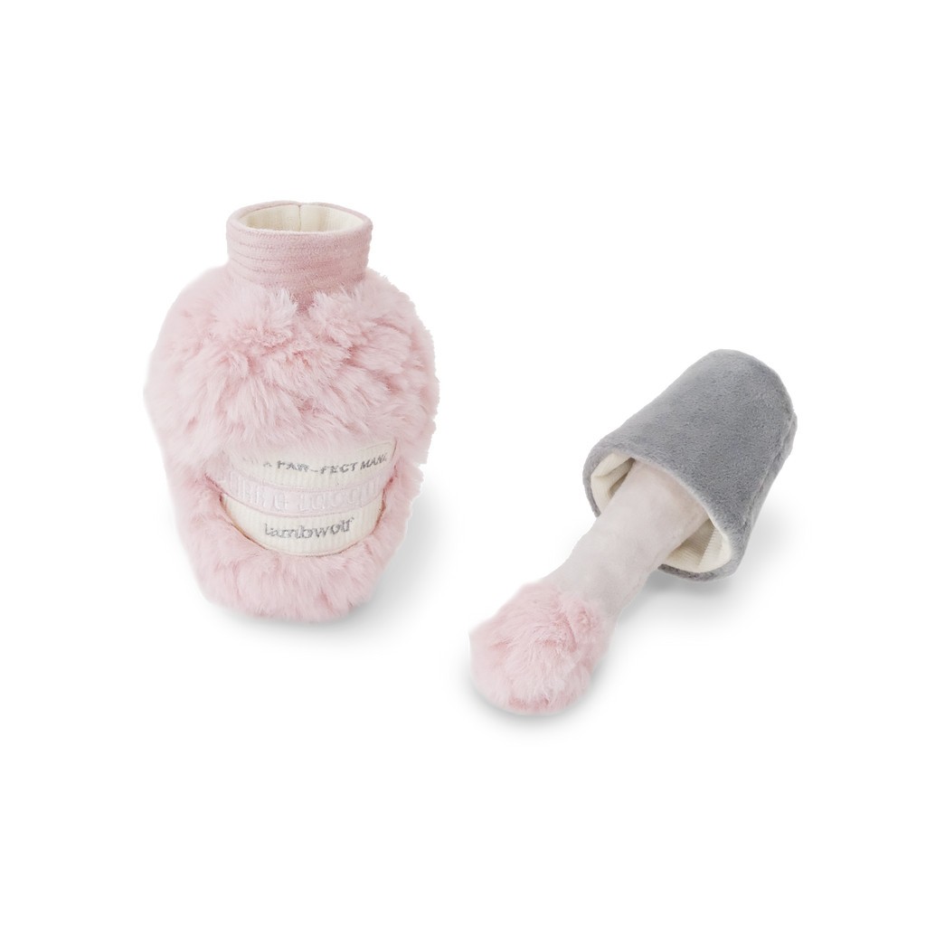 NAIL POLISH
